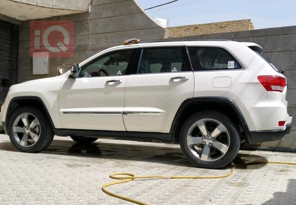 جيب جراند شيروكي